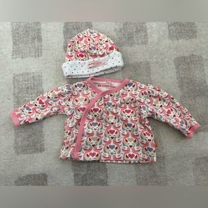 Magnificent Baby Magnetic Me Love Birds Kimono and Matching Hat (Size Newborn)